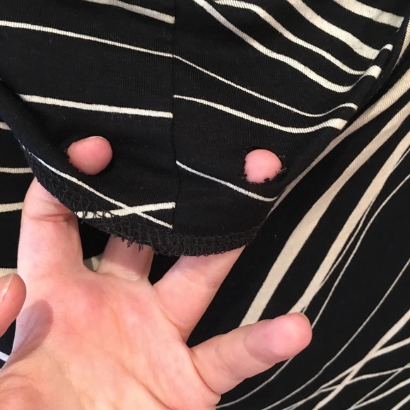 Beautiful belted dress💋🌴🍒 - Picture 3 of 8